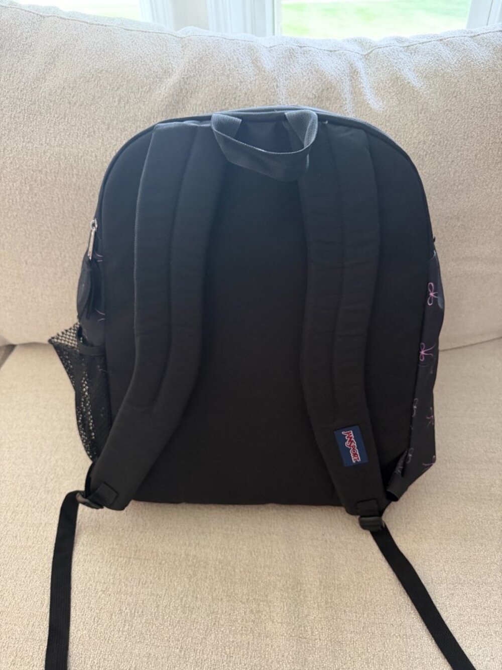 JanSport Big Student 17" Backpack Fits 15" Laptop Water Resistant - Black Bows - Picture 4 of 4